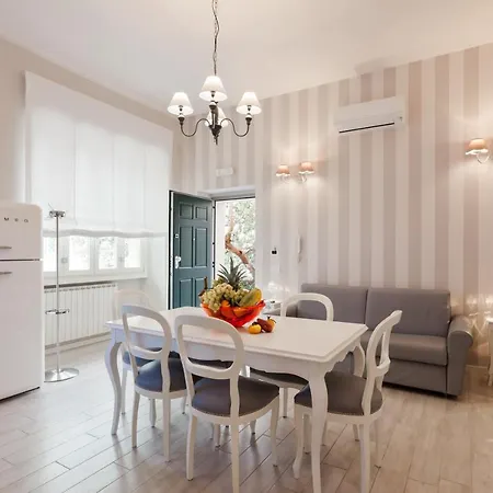 Holidays Apartment